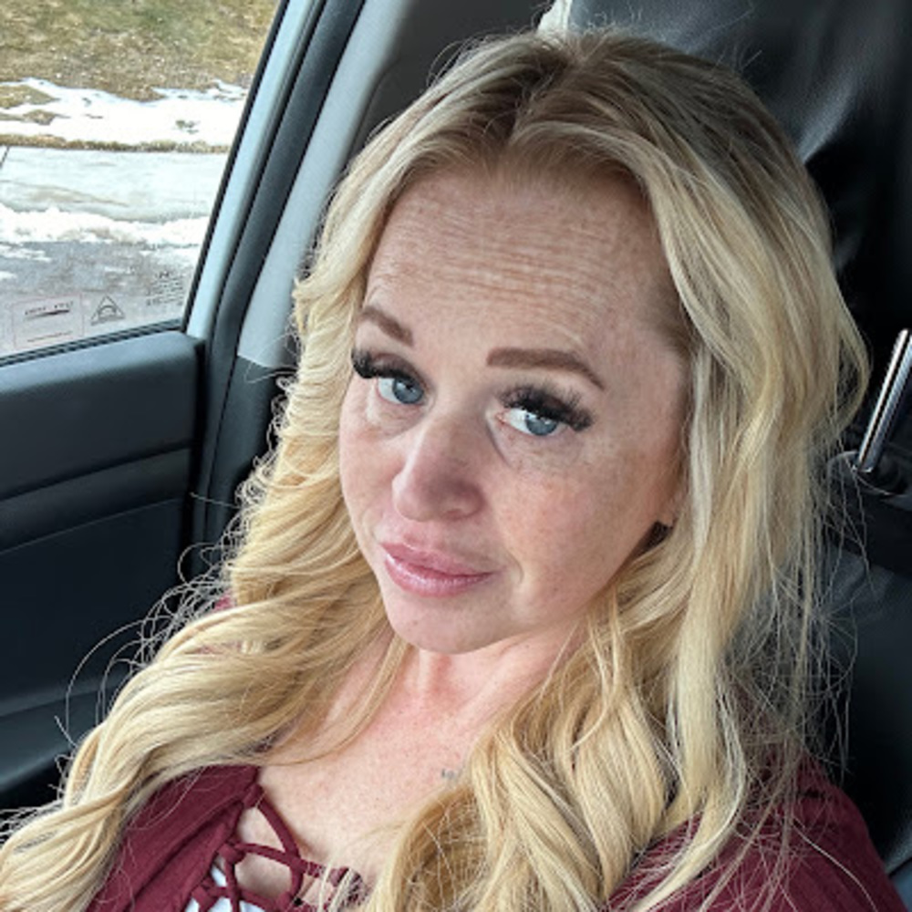 Meet your Posher, Melissa